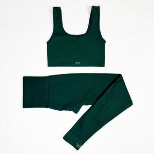 Set Active green matching set